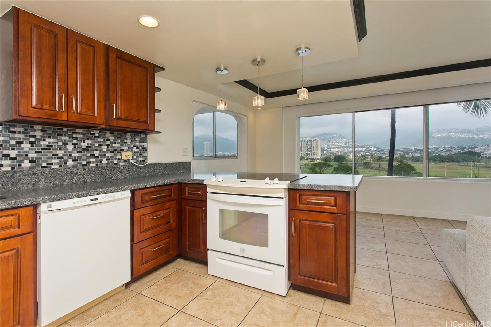 Ala Wai East condo # 702, Honolulu, Hawaii - photo 7 of 20