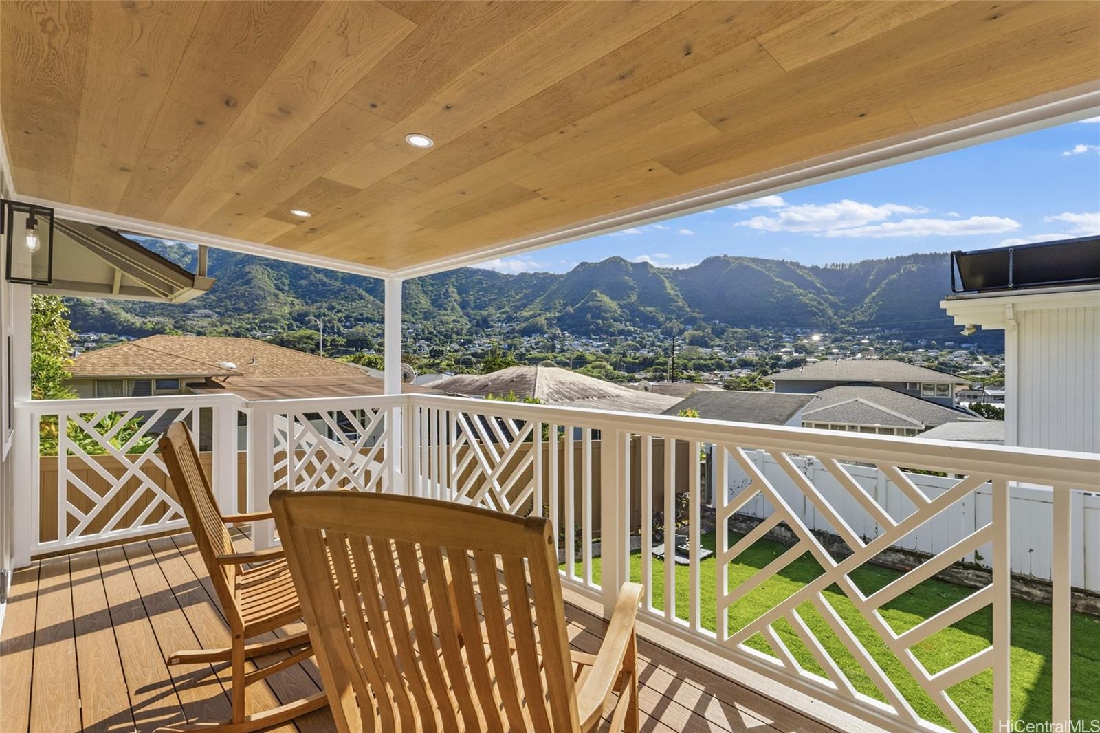 2548  Olopua Street Manoa Area, Honolulu home - photo 15 of 25