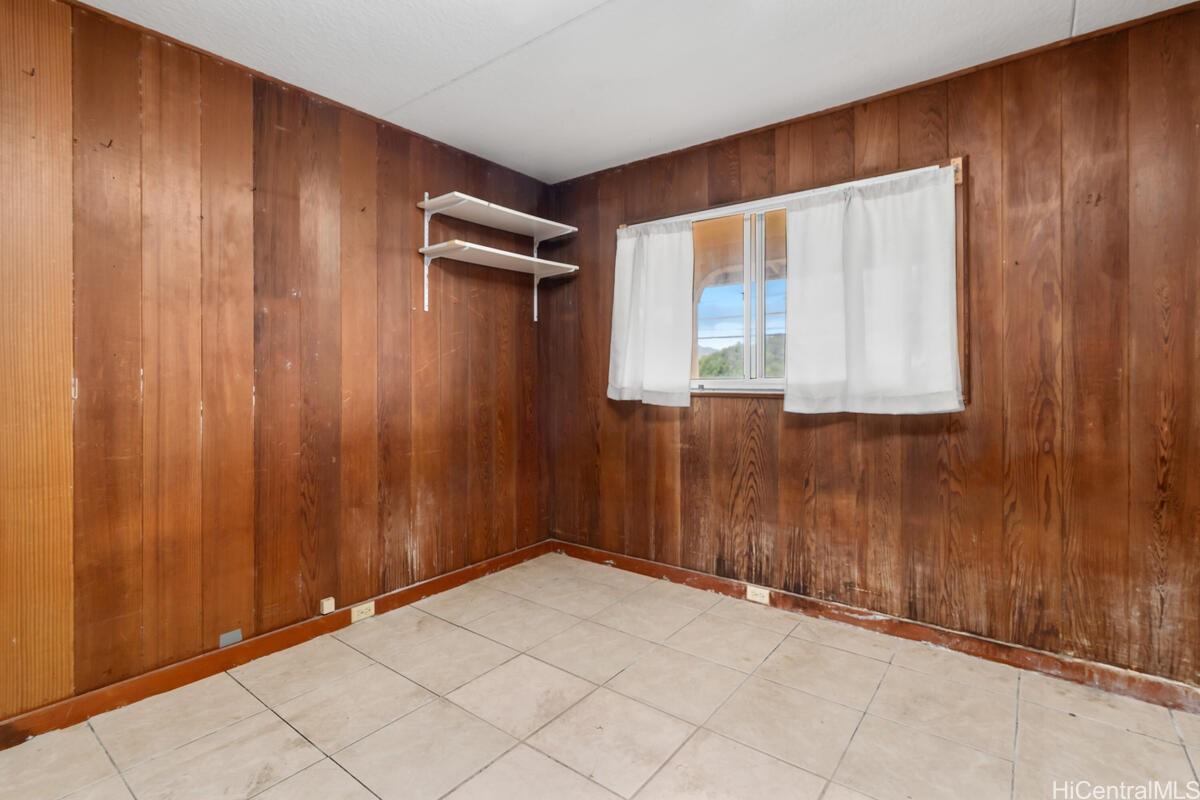 2548  School Street Kalihi-lower, Honolulu home - photo 13 of 25