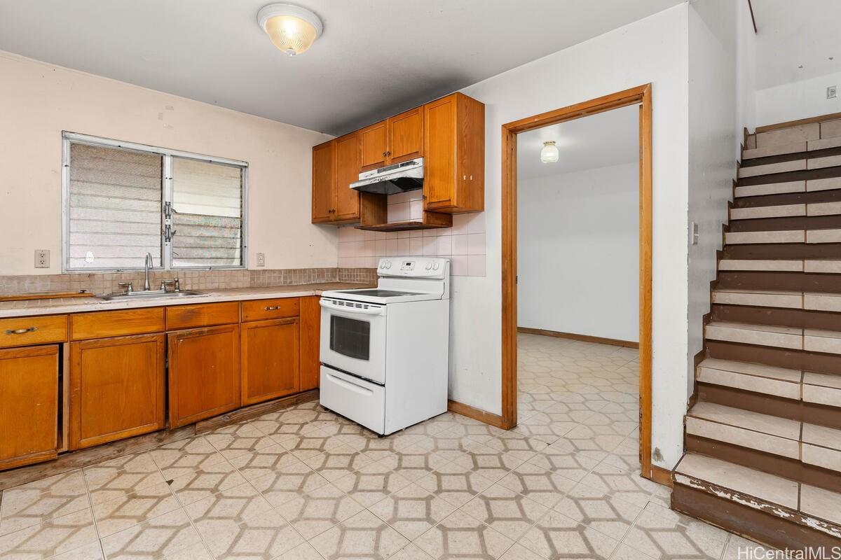 2548  School Street Kalihi-lower, Honolulu home - photo 20 of 25