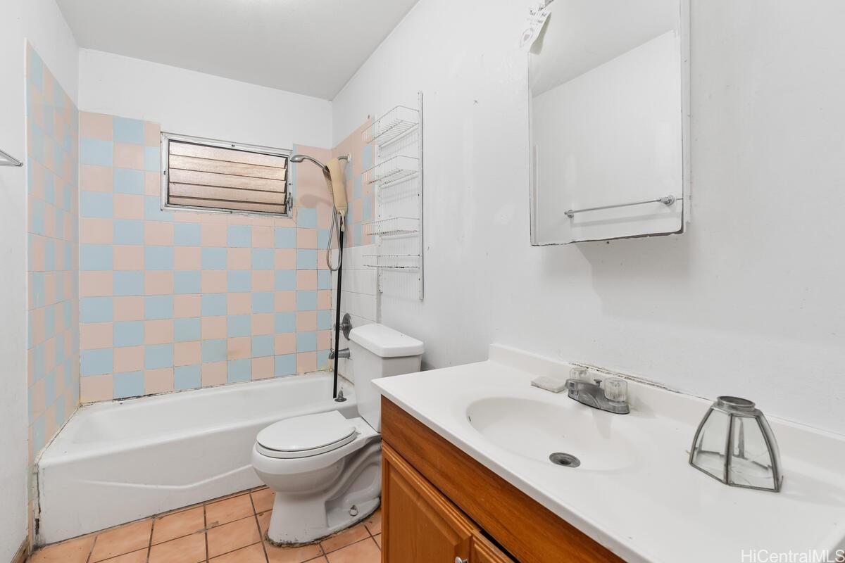 2548  School Street Kalihi-lower, Honolulu home - photo 21 of 25