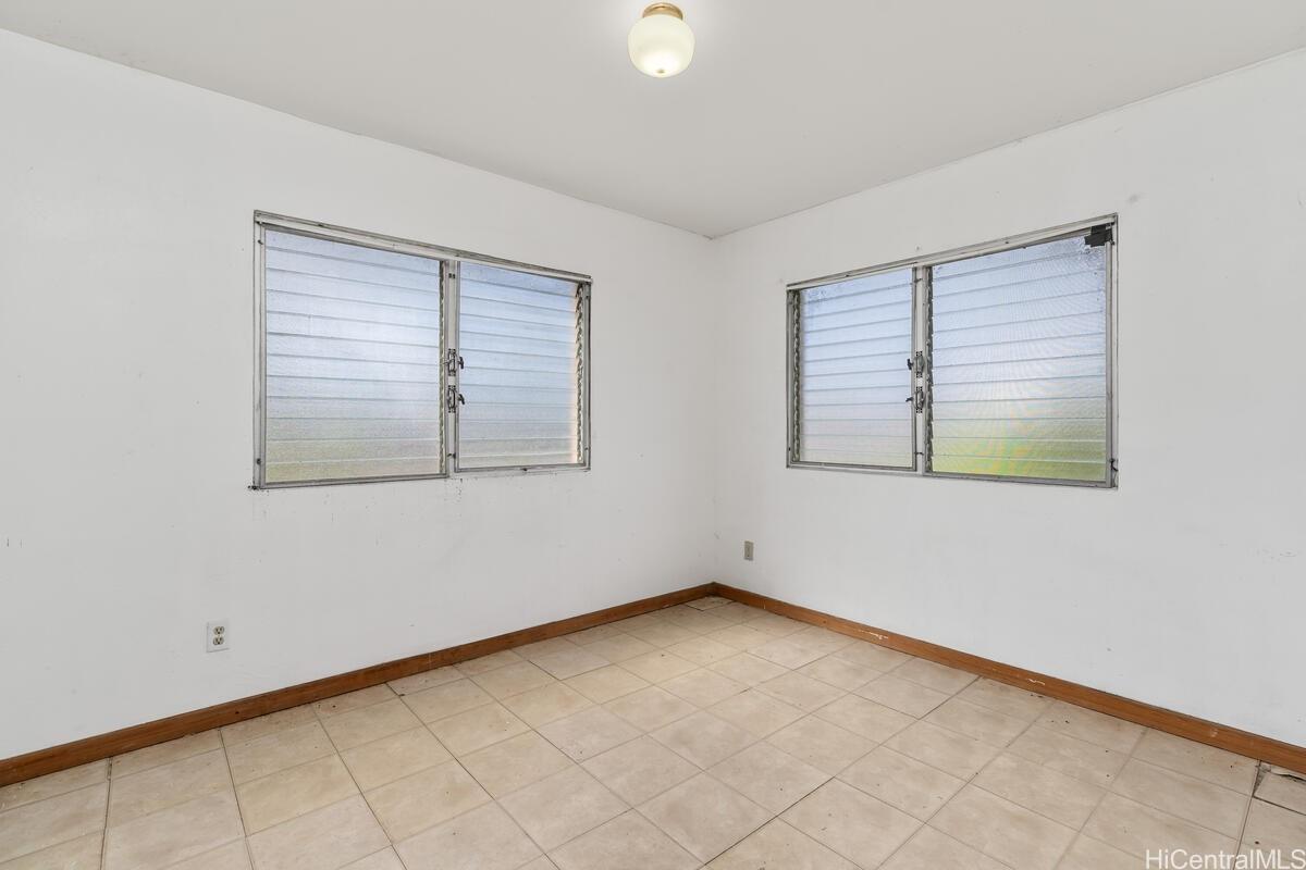 2548  School Street Kalihi-lower, Honolulu home - photo 22 of 25