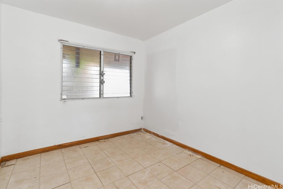 2548  School Street Kalihi-lower, Honolulu home - photo 24 of 25