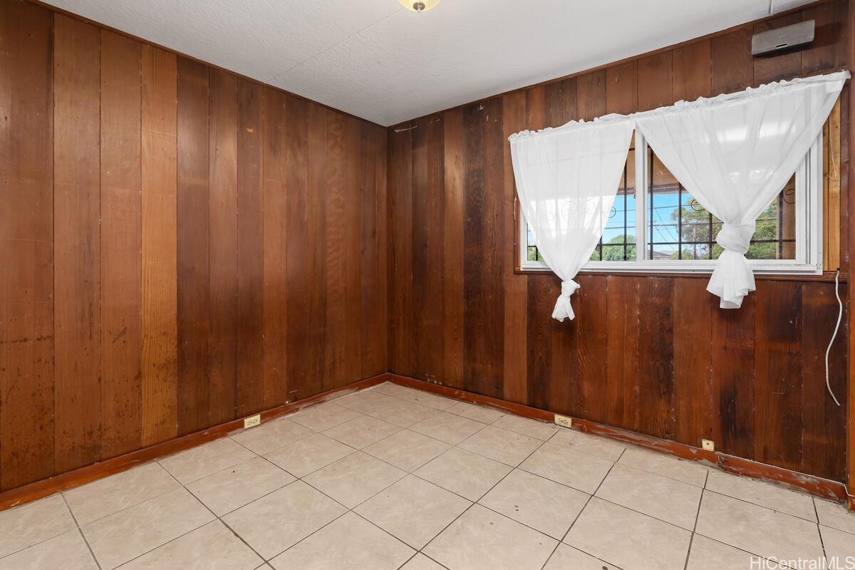 2548  School Street Kalihi-lower, Honolulu home - photo 10 of 25