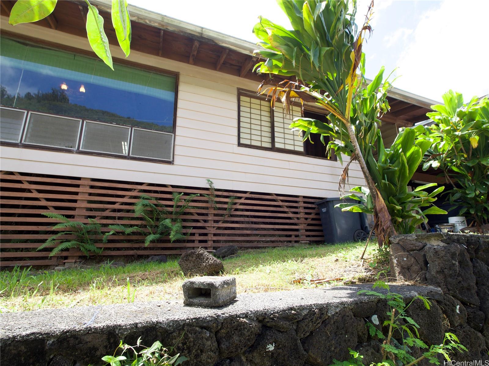 2550  Ipulei Way Palolo, Diamond Head home - photo 2 of 18