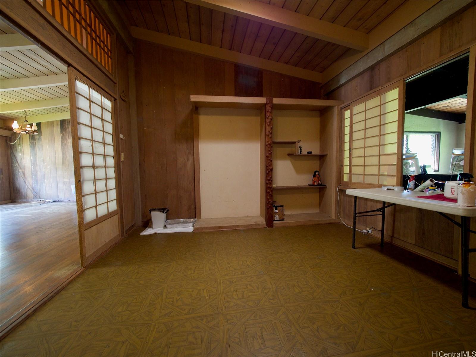 2550  Ipulei Way Palolo, Diamond Head home - photo 3 of 8