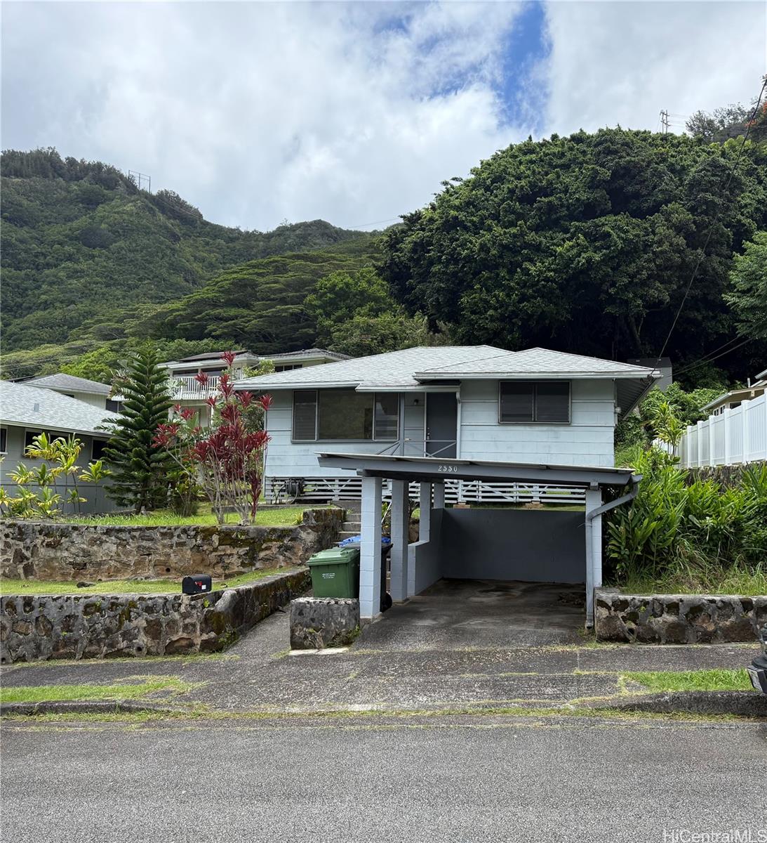 2550  Myrtle Street Palolo, Diamond Head home - photo 2 of 9
