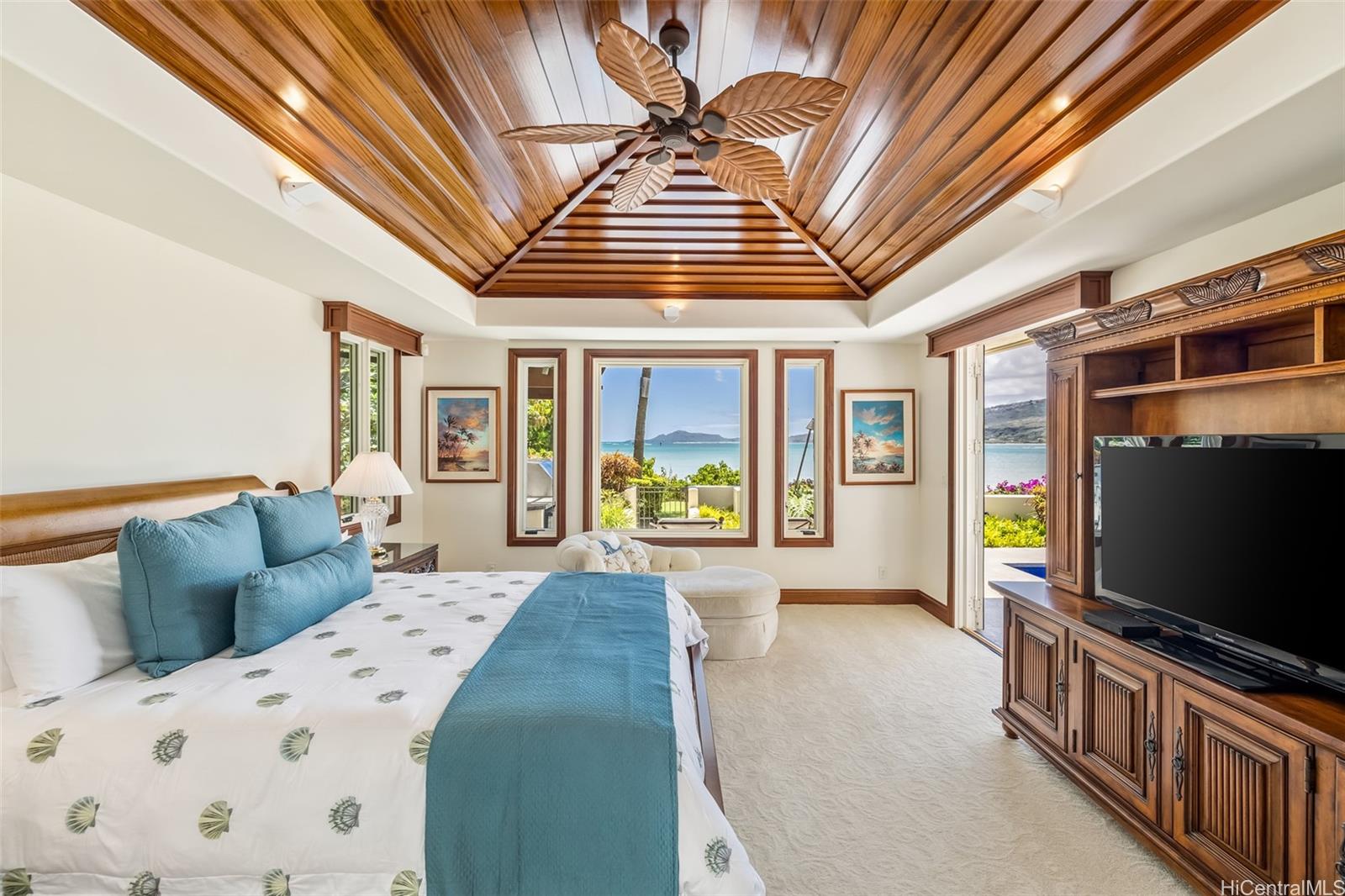 255/257  Portlock Road Portlock, Hawaii Kai home - photo 12 of 25