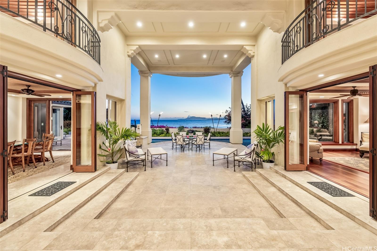 255/257  Portlock Road Portlock, Hawaii Kai home - photo 21 of 25