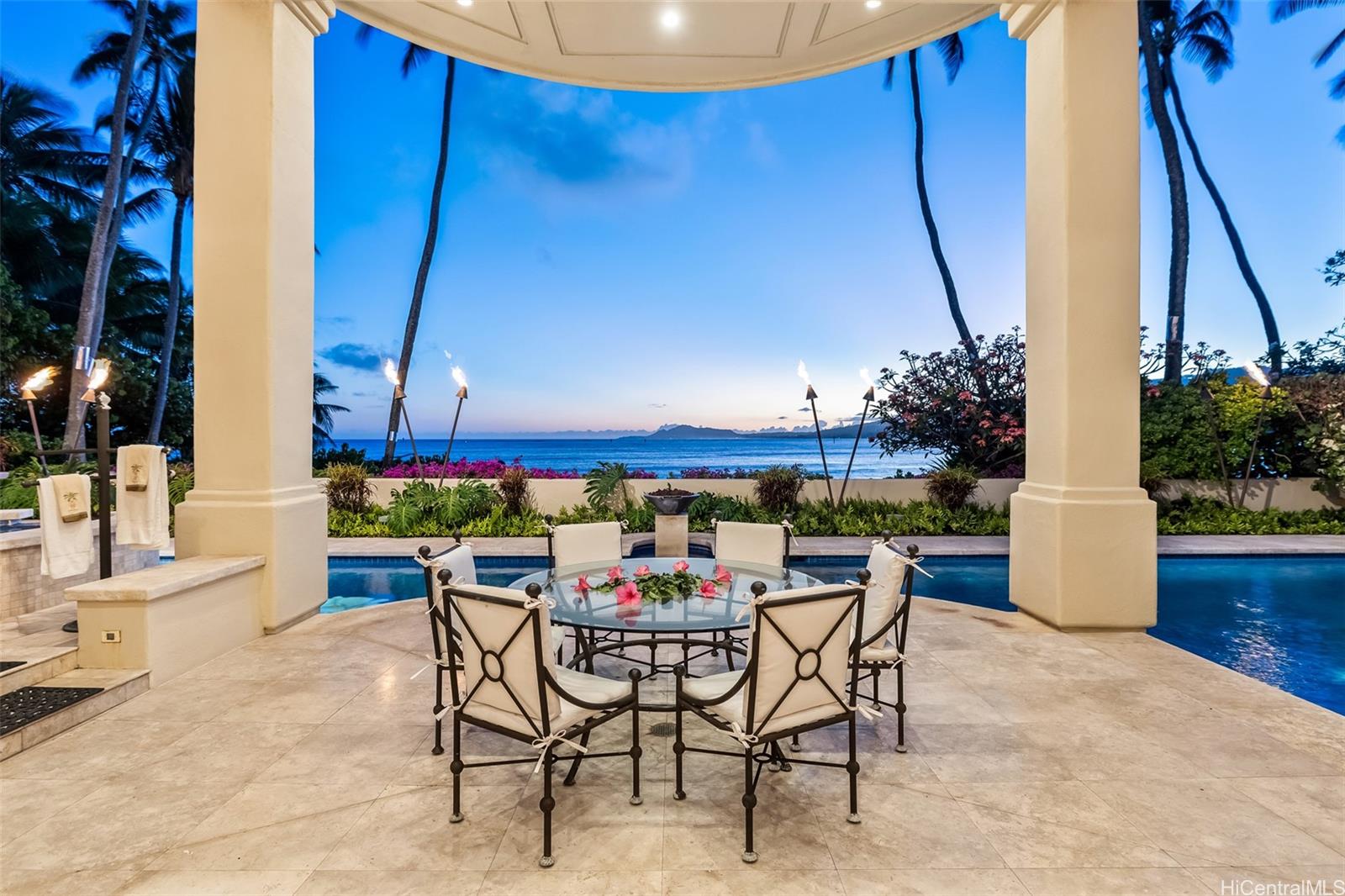 255/257  Portlock Road Portlock, Hawaii Kai home - photo 22 of 25