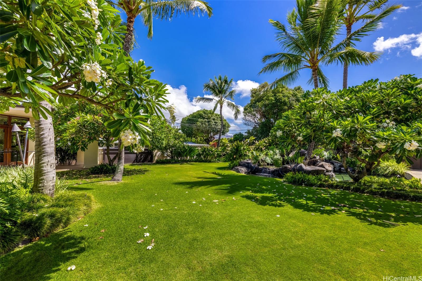 255 & 257  Portlock Rd Portlock, Hawaii Kai home - photo 15 of 25