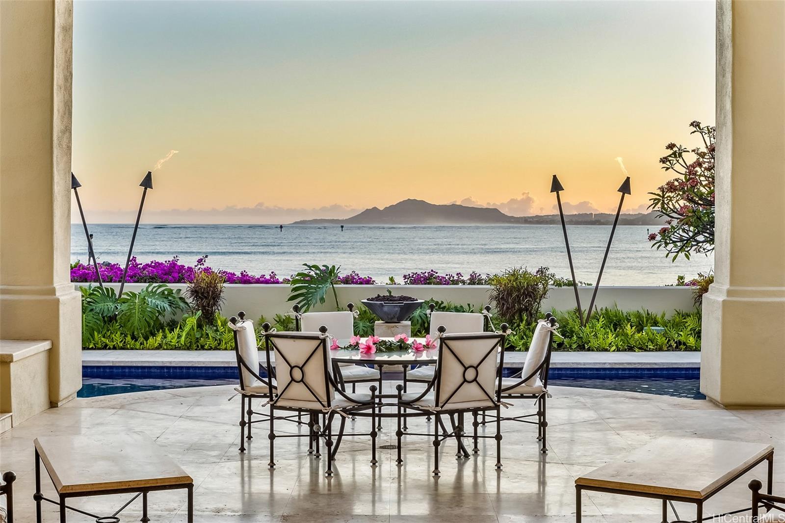 255 & 257  Portlock Rd Portlock, Hawaii Kai home - photo 20 of 25