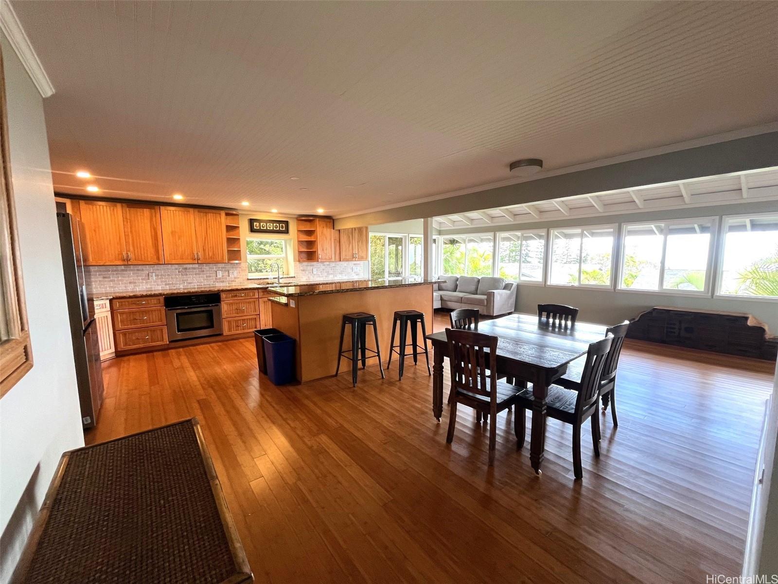 2554 Halekoa Drive Honolulu - Rental - photo 4 of 25