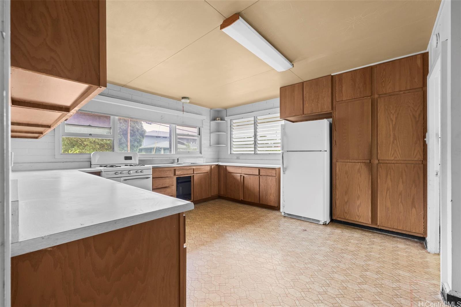 256  Kuliouou Road Kuliouou, Diamond Head home - photo 12 of 25