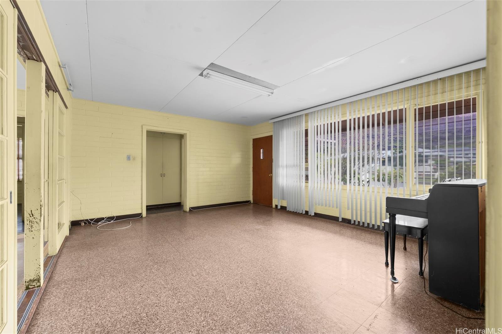 256  Kuliouou Road Kuliouou, Diamond Head home - photo 14 of 25