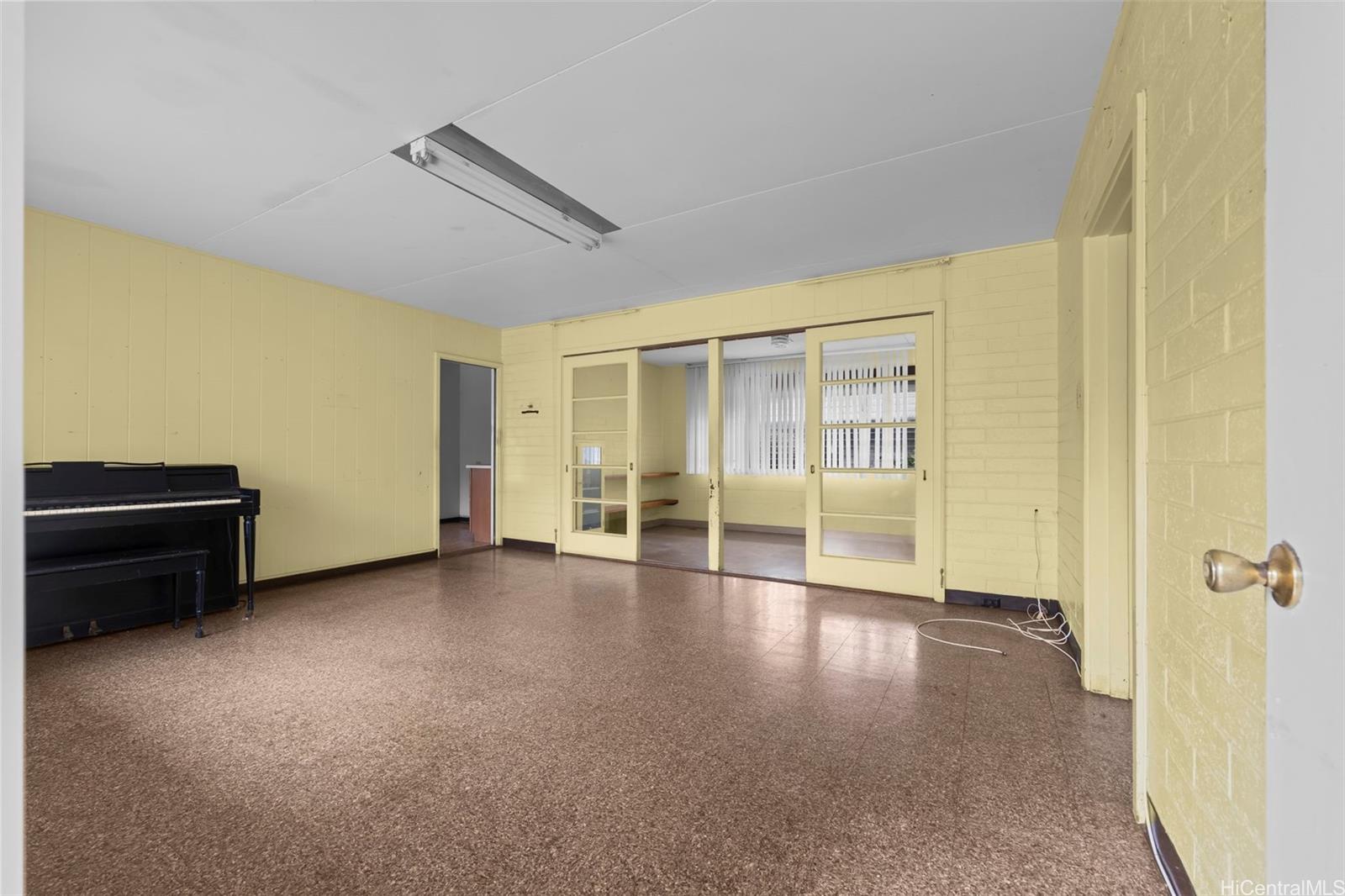 256  Kuliouou Road Kuliouou, Diamond Head home - photo 15 of 25