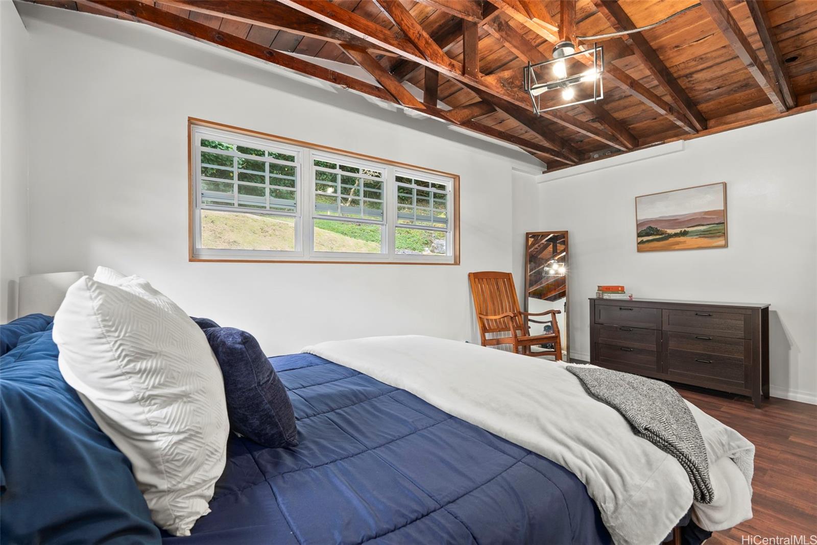 256  Puiwa Road Dowsett, Honolulu home - photo 12 of 24