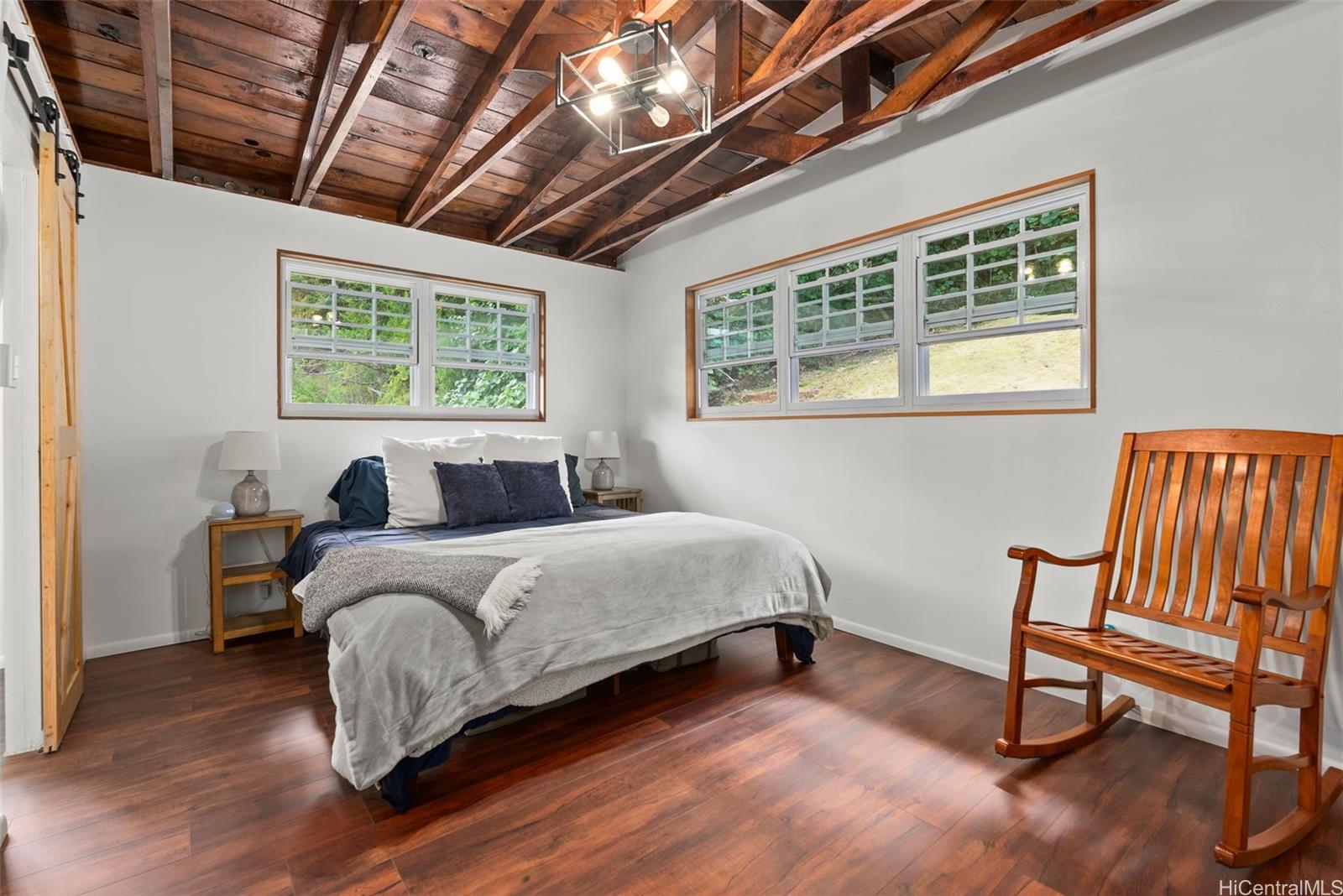 256  Puiwa Road Dowsett, Honolulu home - photo 10 of 24