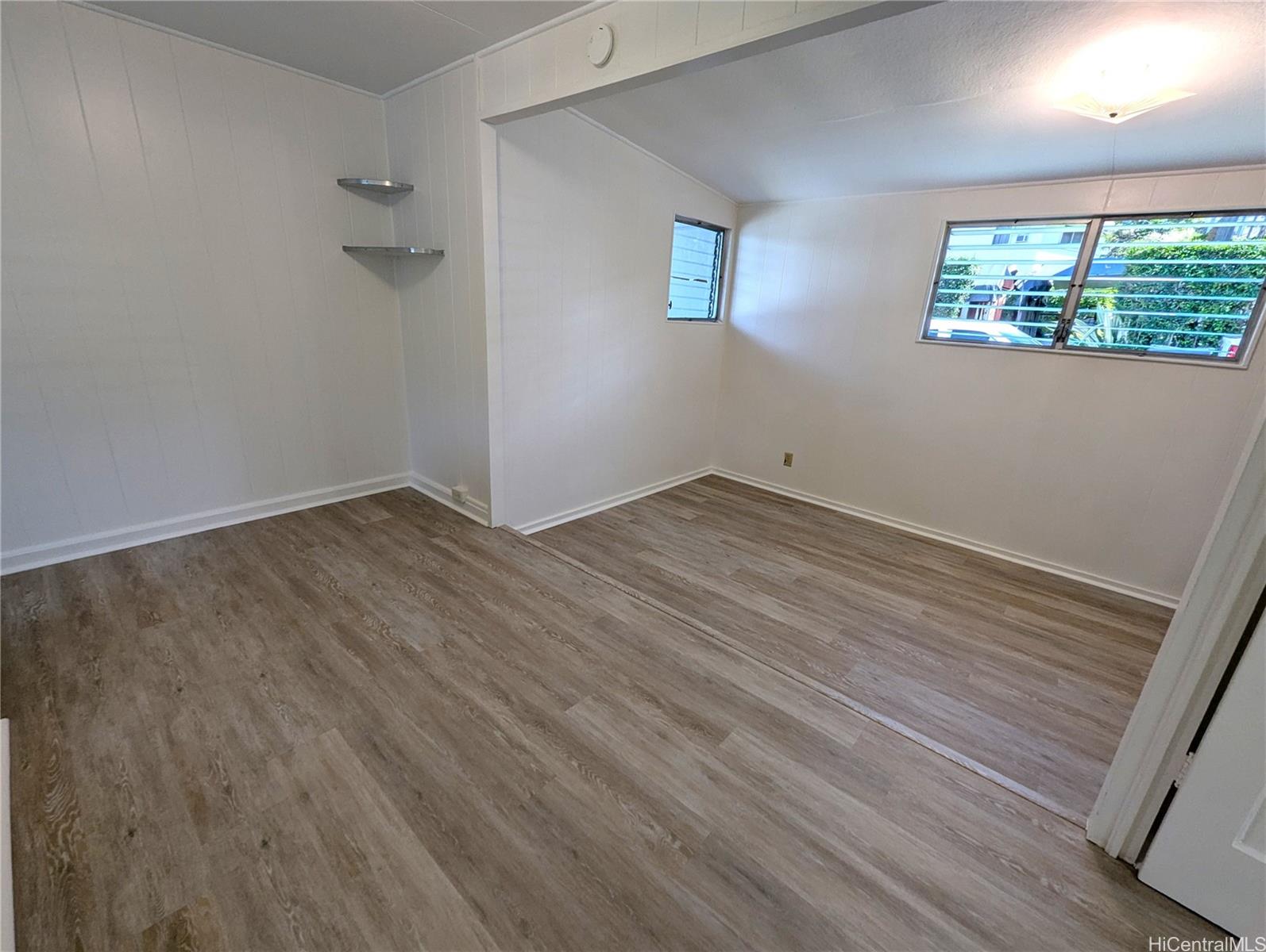 2560 Ahekolo Street Honolulu - Rental - photo 4 of 11