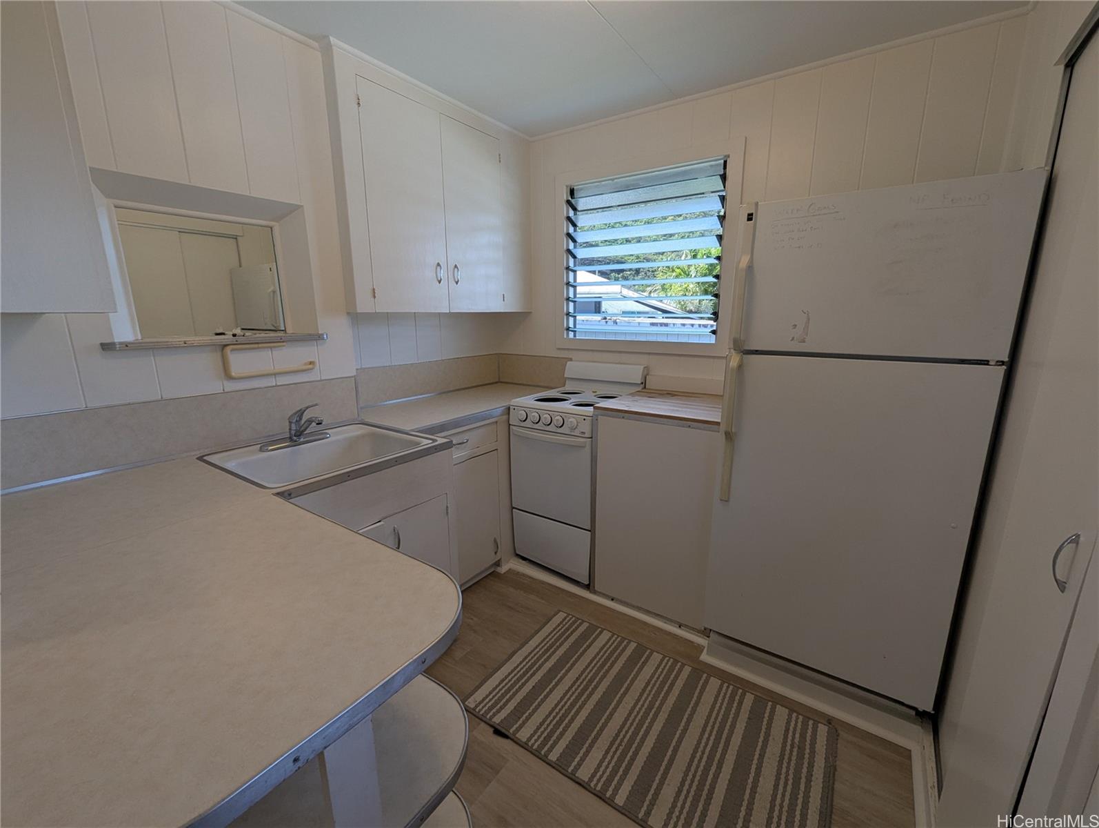 2560 Ahekolo Street Honolulu - Rental - photo 5 of 11