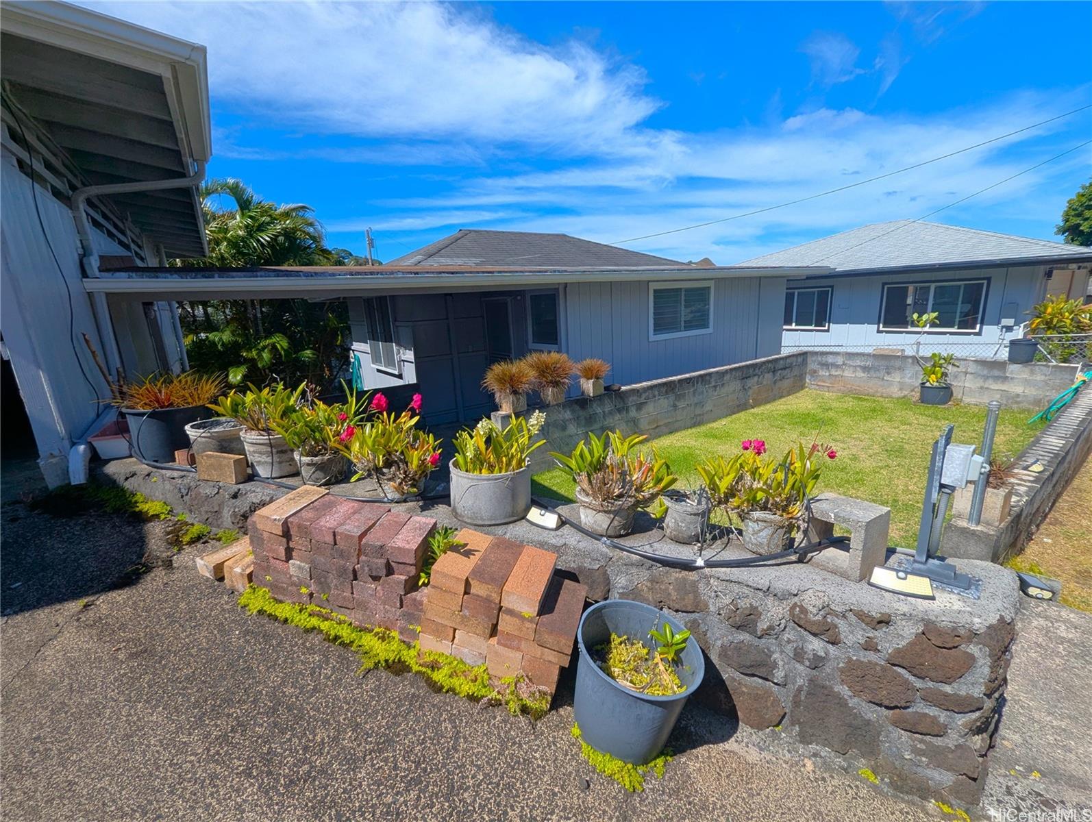 2560 Ahekolo Street Honolulu - Rental - photo 9 of 11