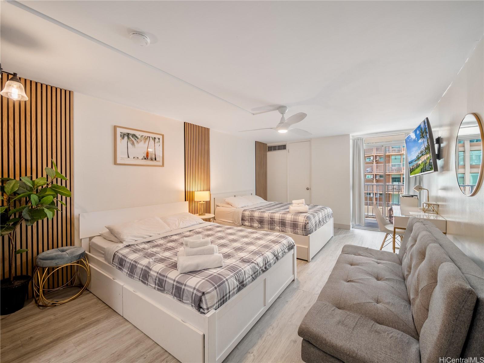 Tradewinds Plaza condo # 610, Honolulu, Hawaii - photo 12 of 24