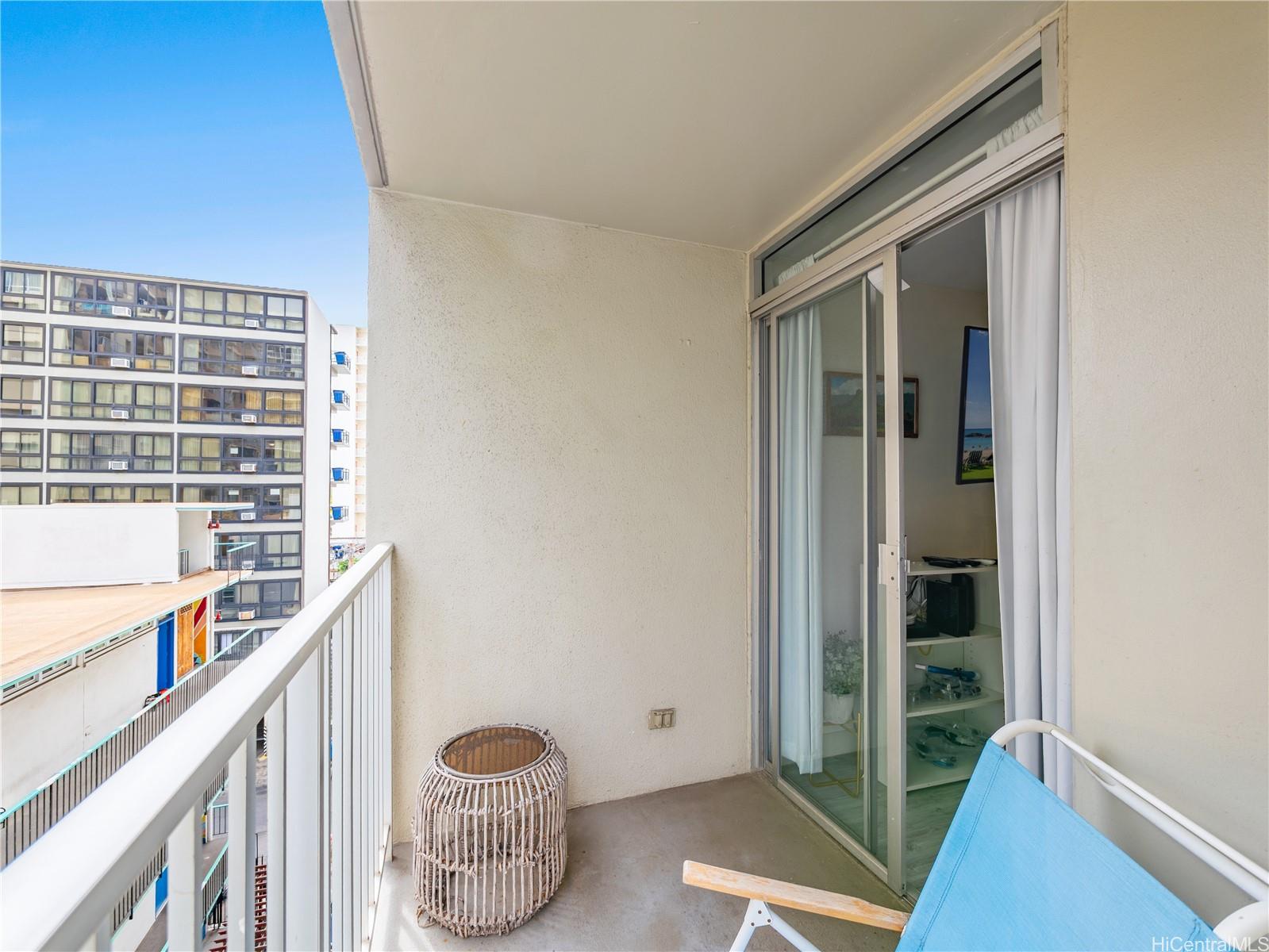 Tradewinds Plaza condo # 610, Honolulu, Hawaii - photo 20 of 24