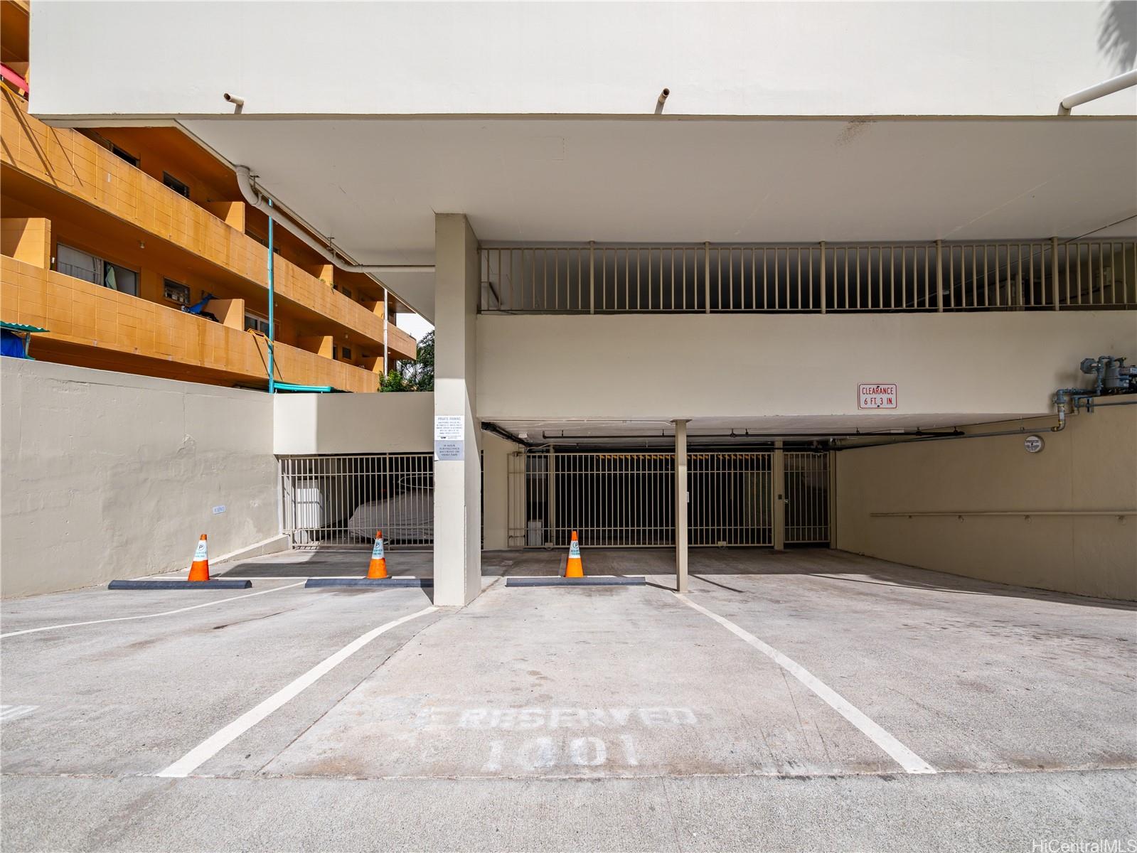 Tradewinds Plaza condo # 610, Honolulu, Hawaii - photo 21 of 24