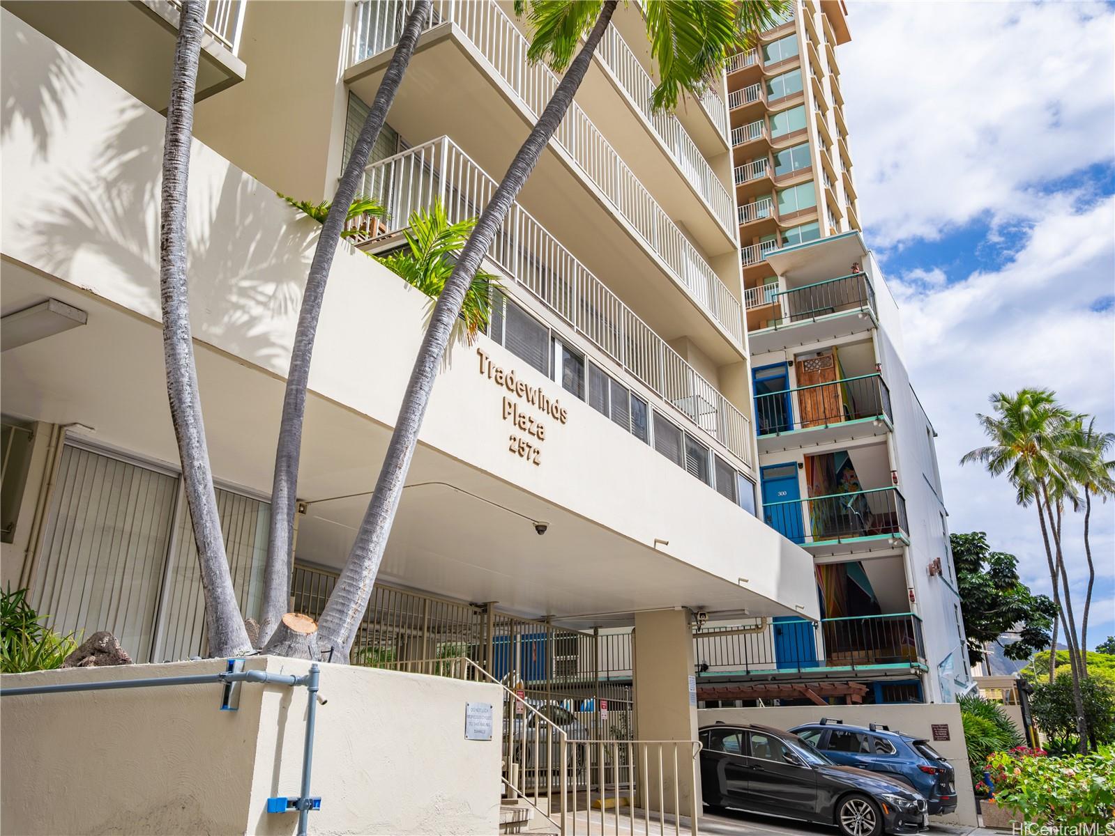 Tradewinds Plaza condo # 610, Honolulu, Hawaii - photo 22 of 24