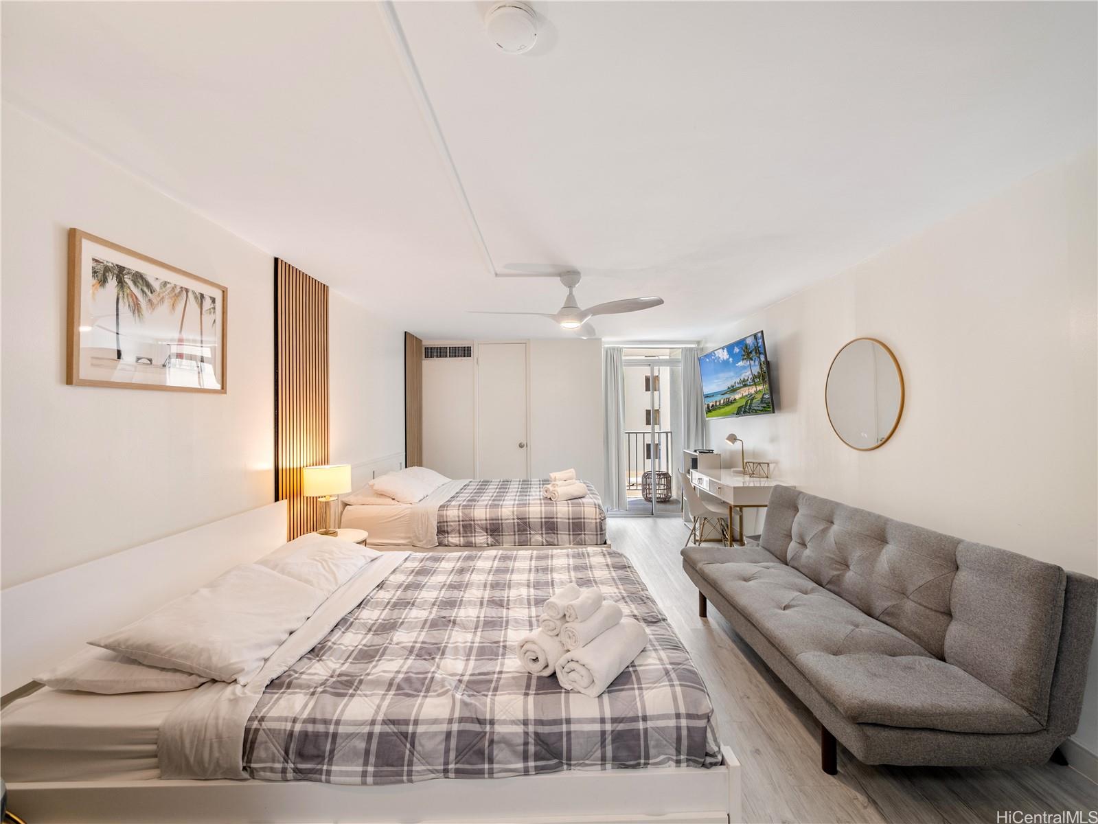 Tradewinds Plaza condo # 610, Honolulu, Hawaii - photo 10 of 24