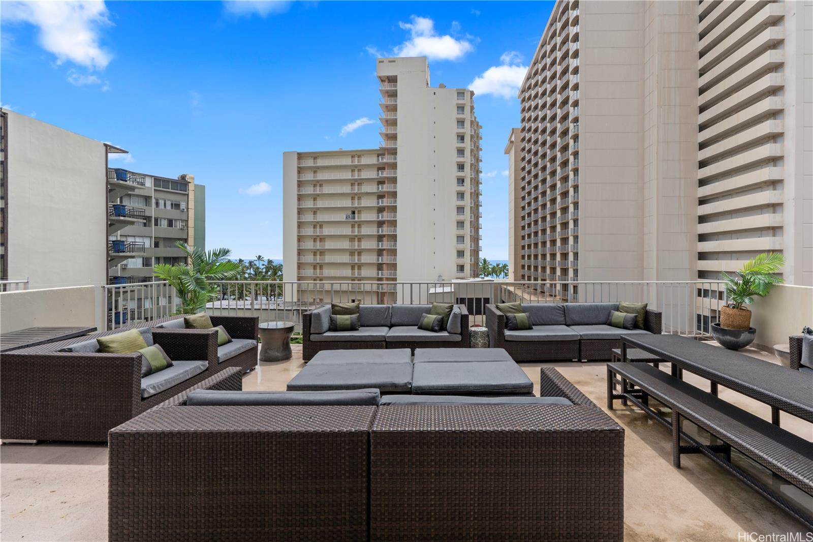 Tradewinds Plaza condo # 703, Honolulu, Hawaii - photo 22 of 24