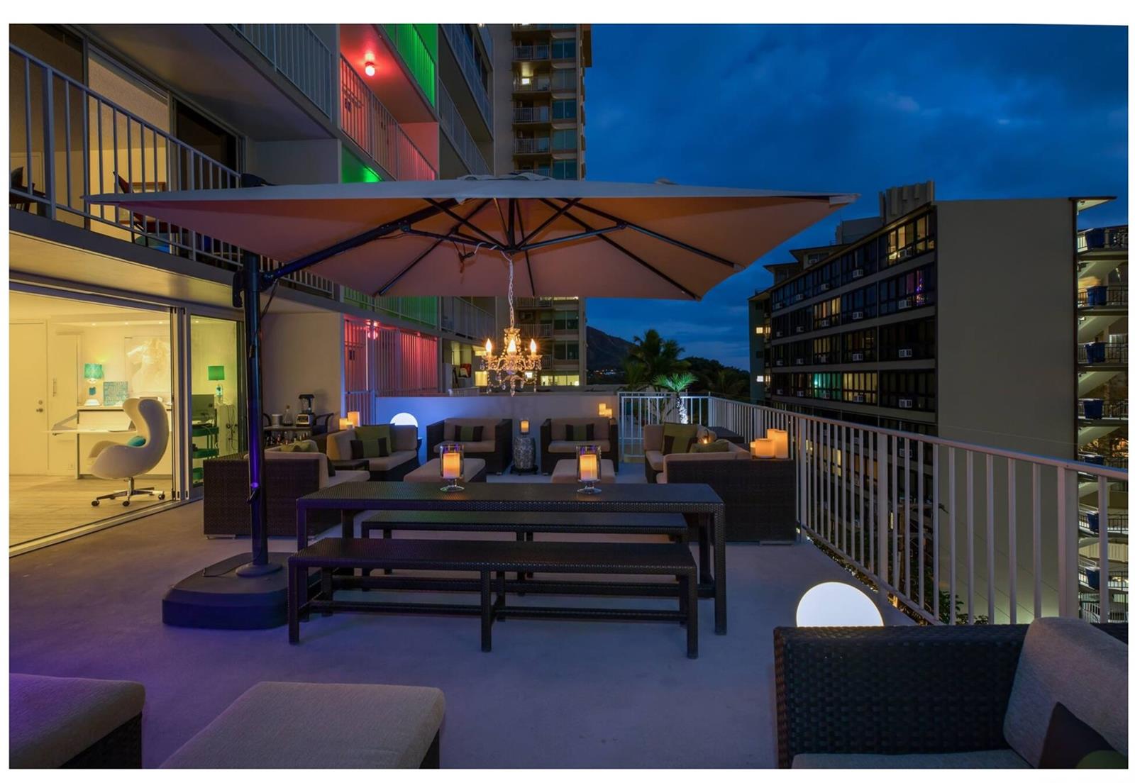 Tradewinds Plaza condo # 703, Honolulu, Hawaii - photo 3 of 24