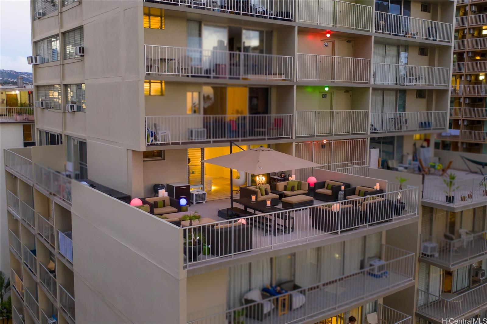 Tradewinds Plaza condo # 703, Honolulu, Hawaii - photo 22 of 24