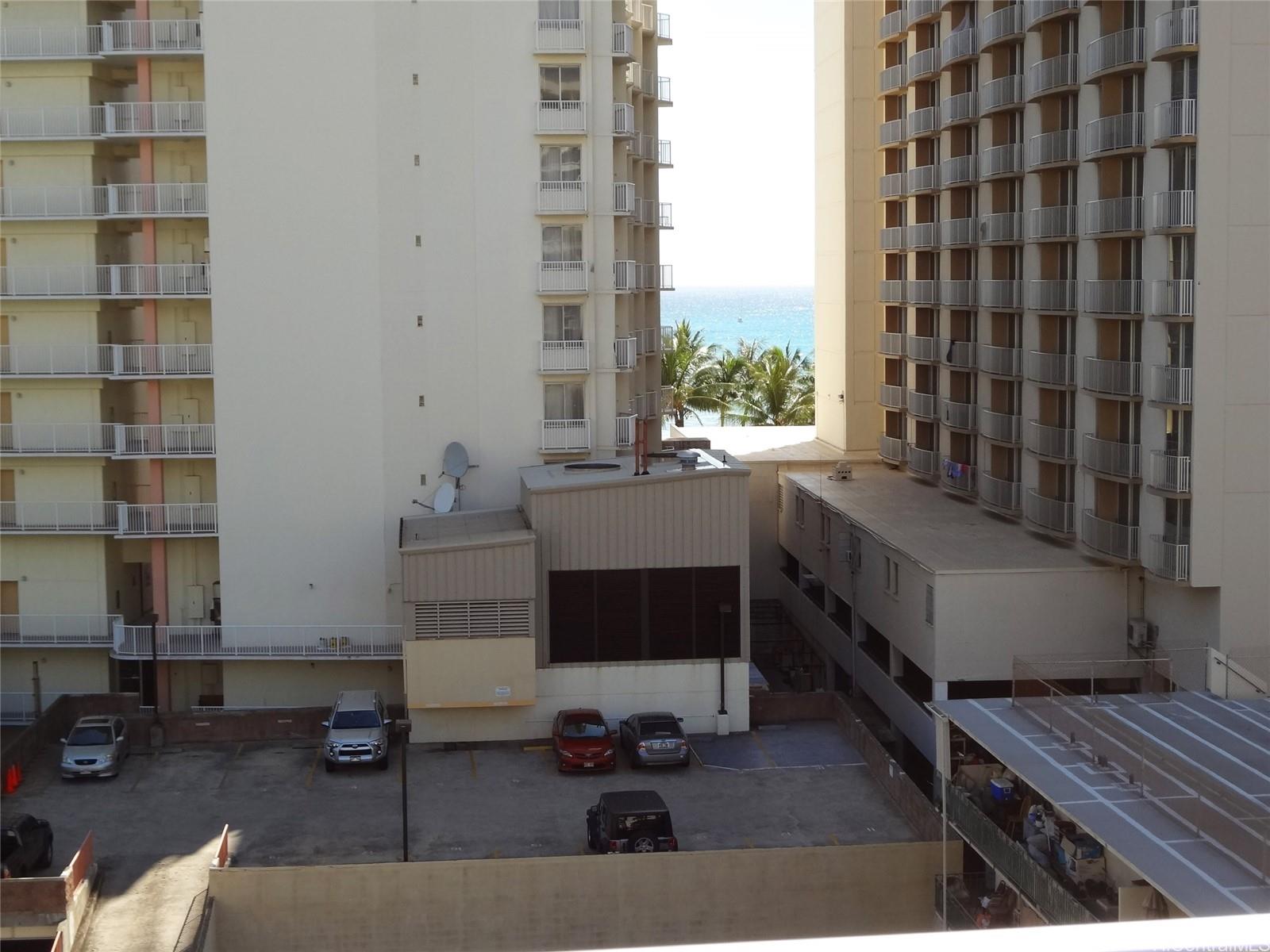 2572 Lemon Road Honolulu - Rental - photo 4 of 6