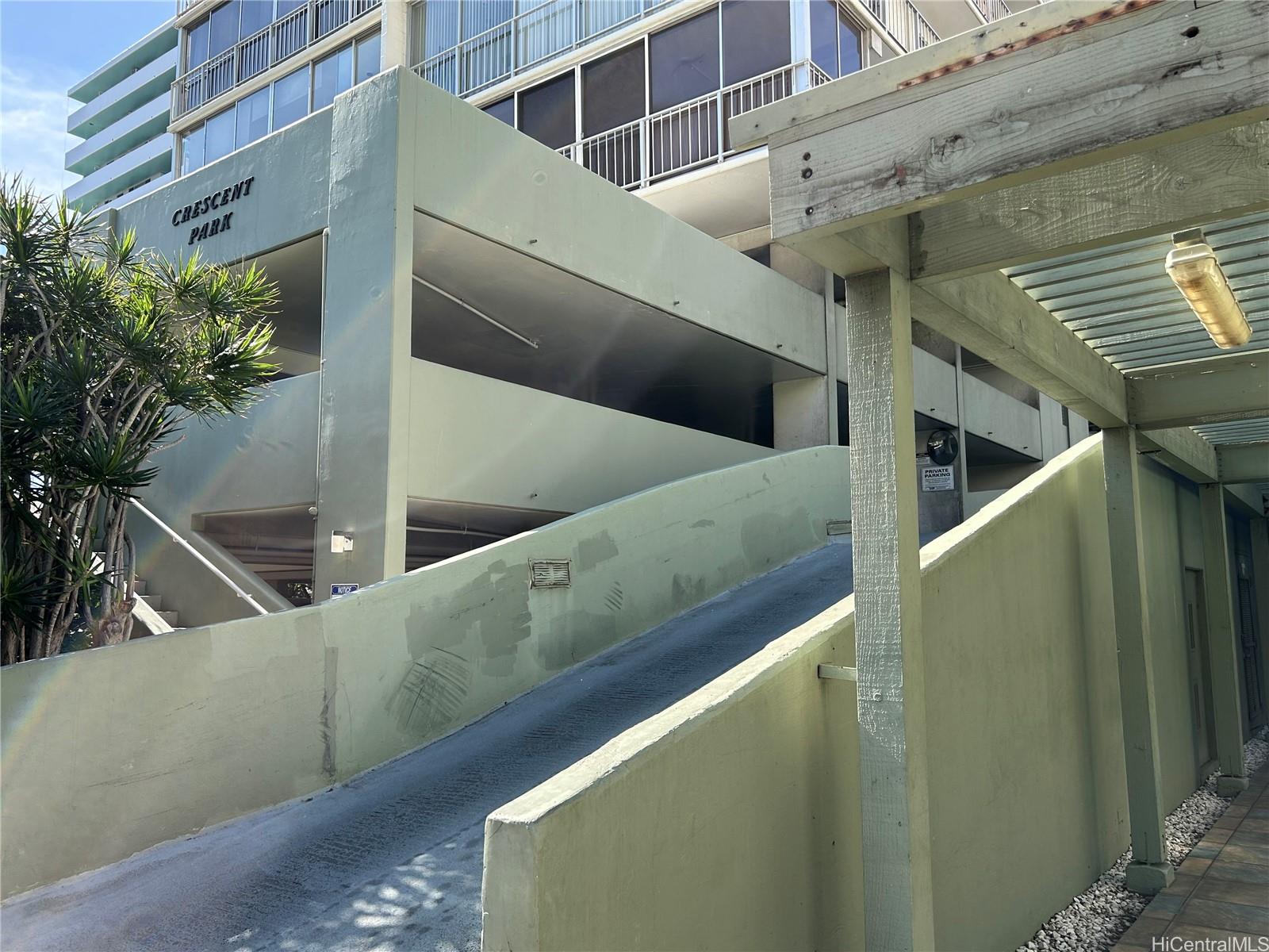 2575 Kuhio Ave Honolulu - Rental - photo 14 of 21