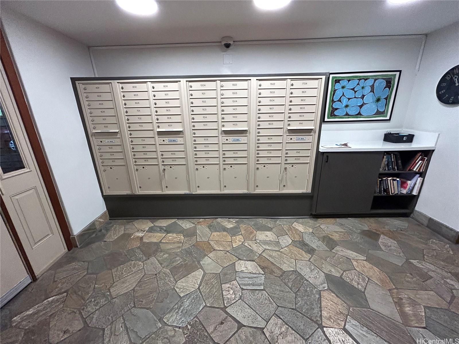 2575 Kuhio Ave Honolulu - Rental - photo 18 of 21