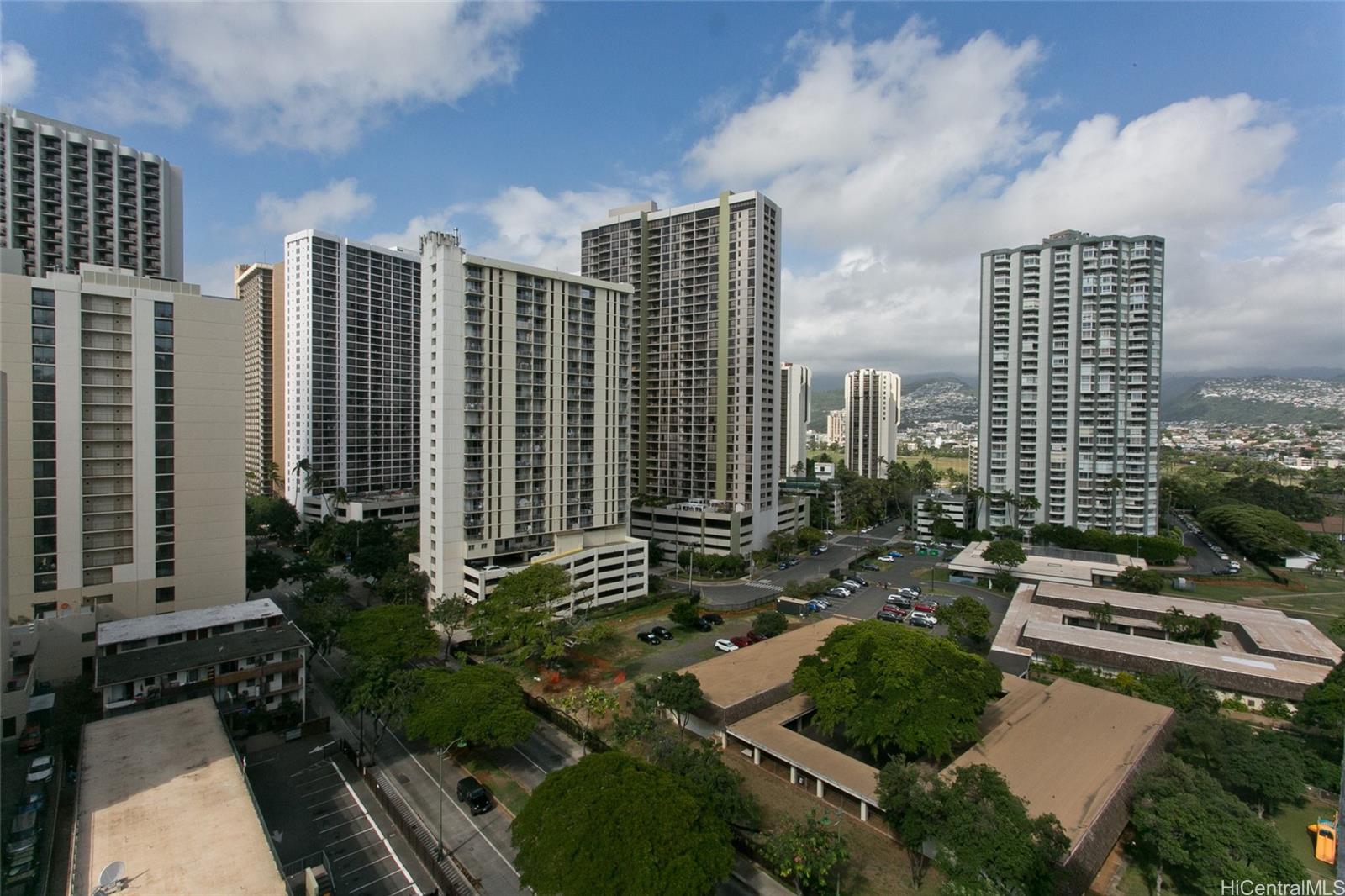 Crescent Park condo # 1502, Honolulu, Hawaii - photo 11 of 20