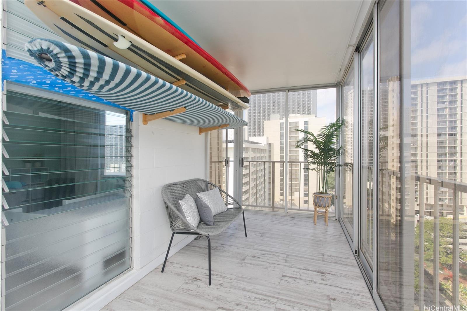 Crescent Park condo # 1502, Honolulu, Hawaii - photo 14 of 20