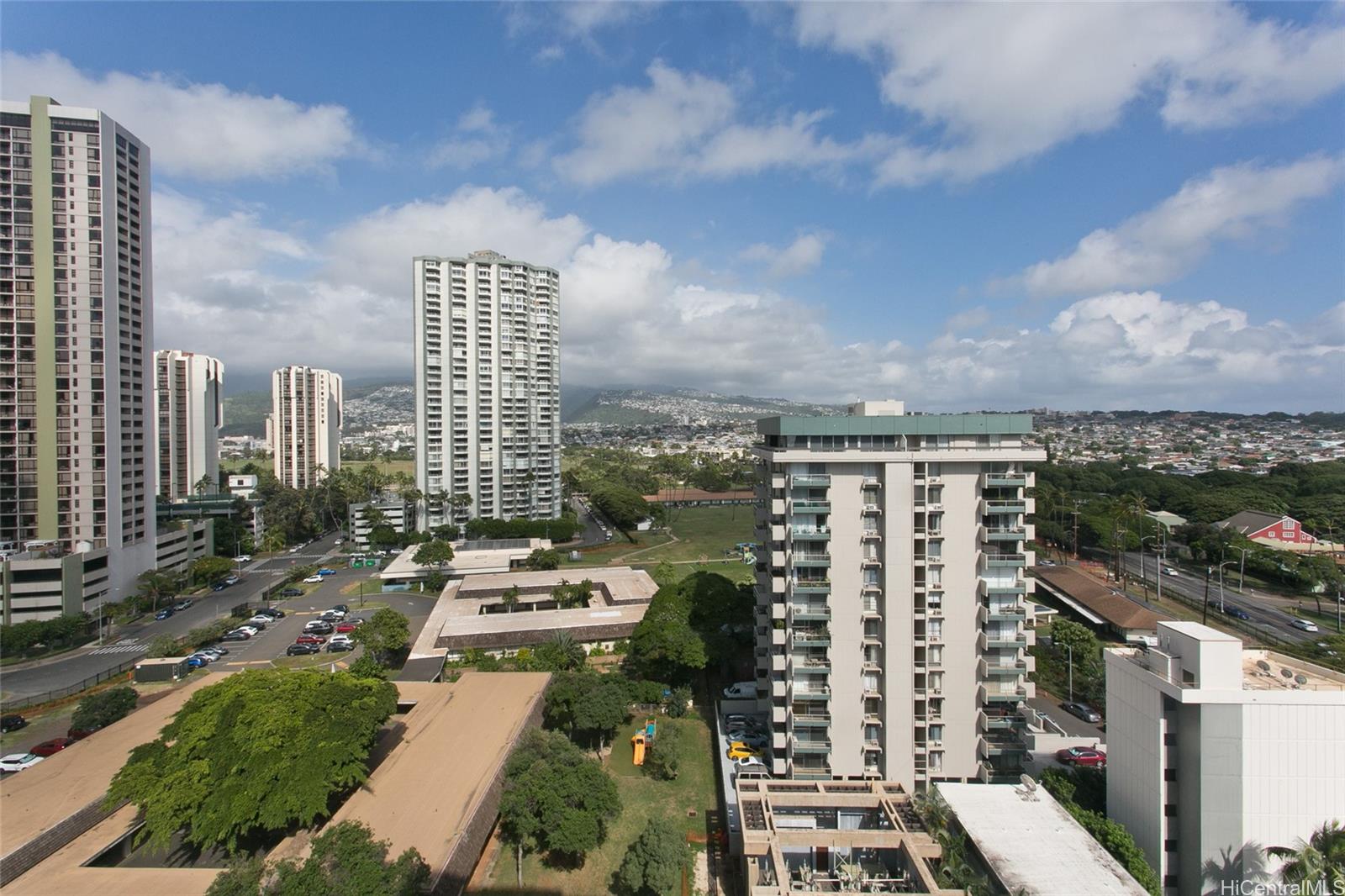 Crescent Park condo # 1502, Honolulu, Hawaii - photo 17 of 20