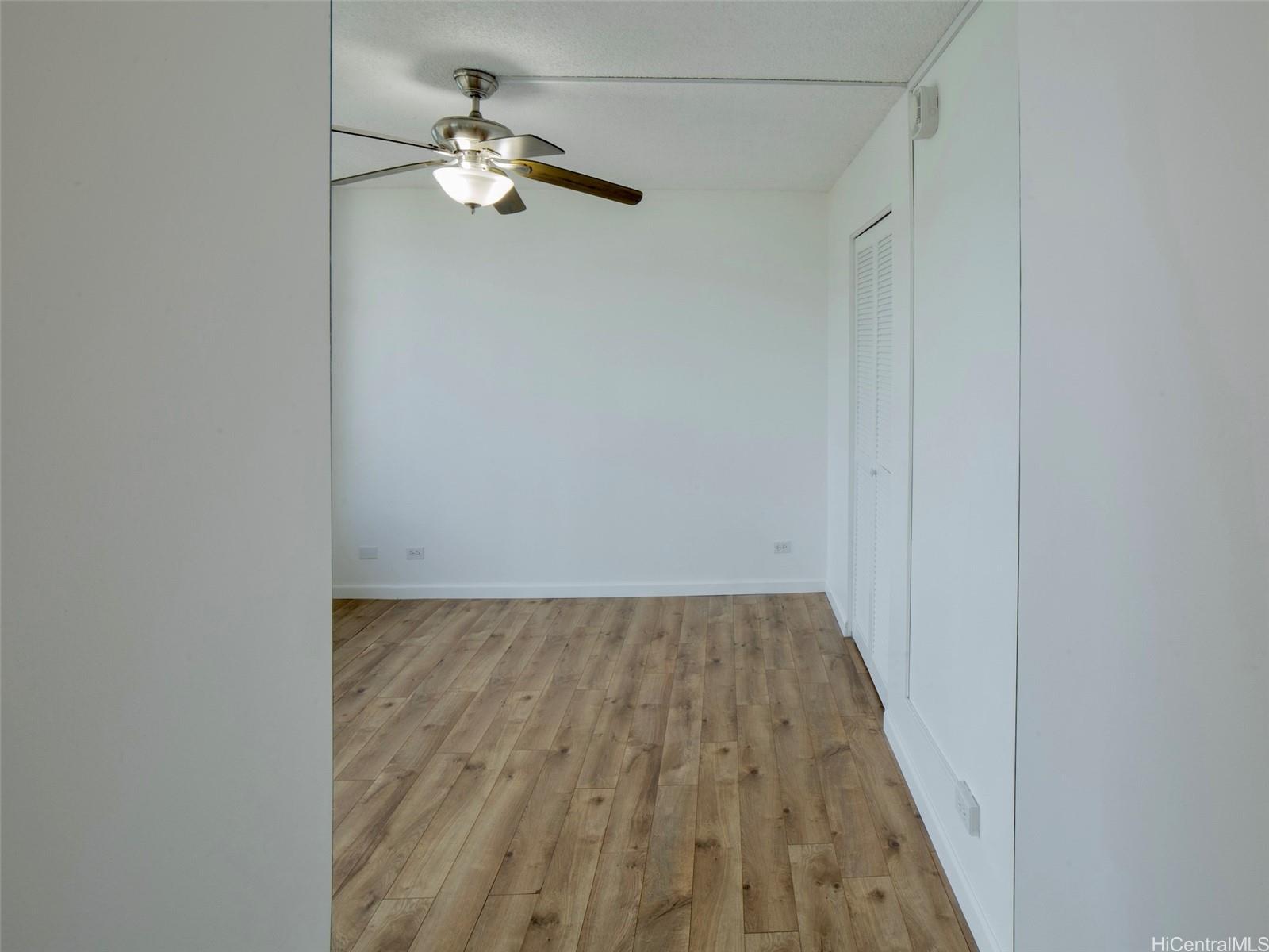 Crescent Park condo # 1504, Honolulu, Hawaii - photo 13 of 21