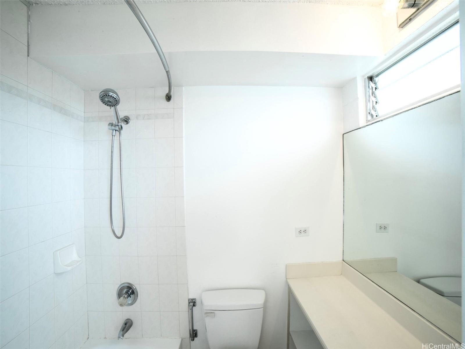 Crescent Park condo # 1504, Honolulu, Hawaii - photo 14 of 21