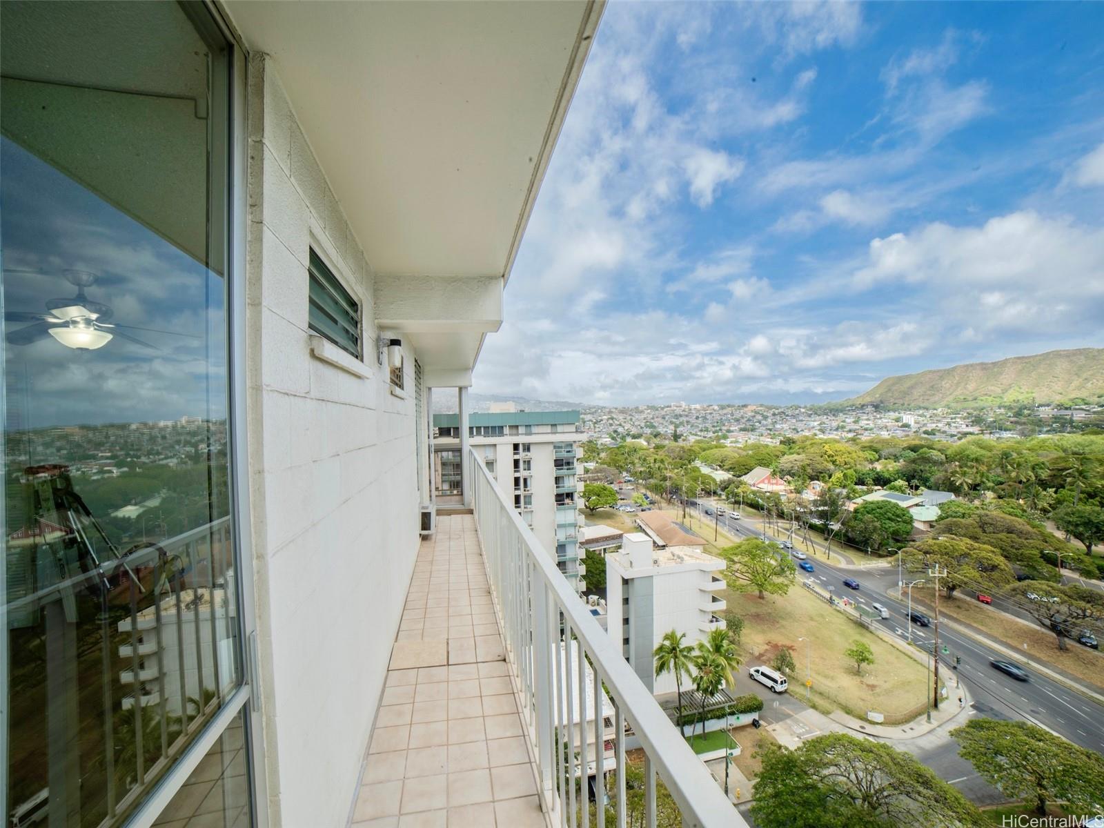 Crescent Park condo # 1504, Honolulu, Hawaii - photo 15 of 21