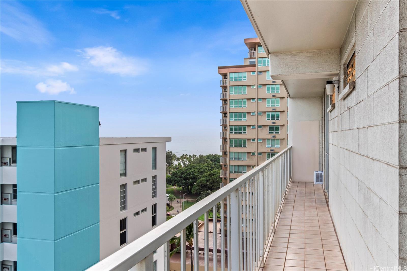 Crescent Park condo # 1504, Honolulu, Hawaii - photo 12 of 25