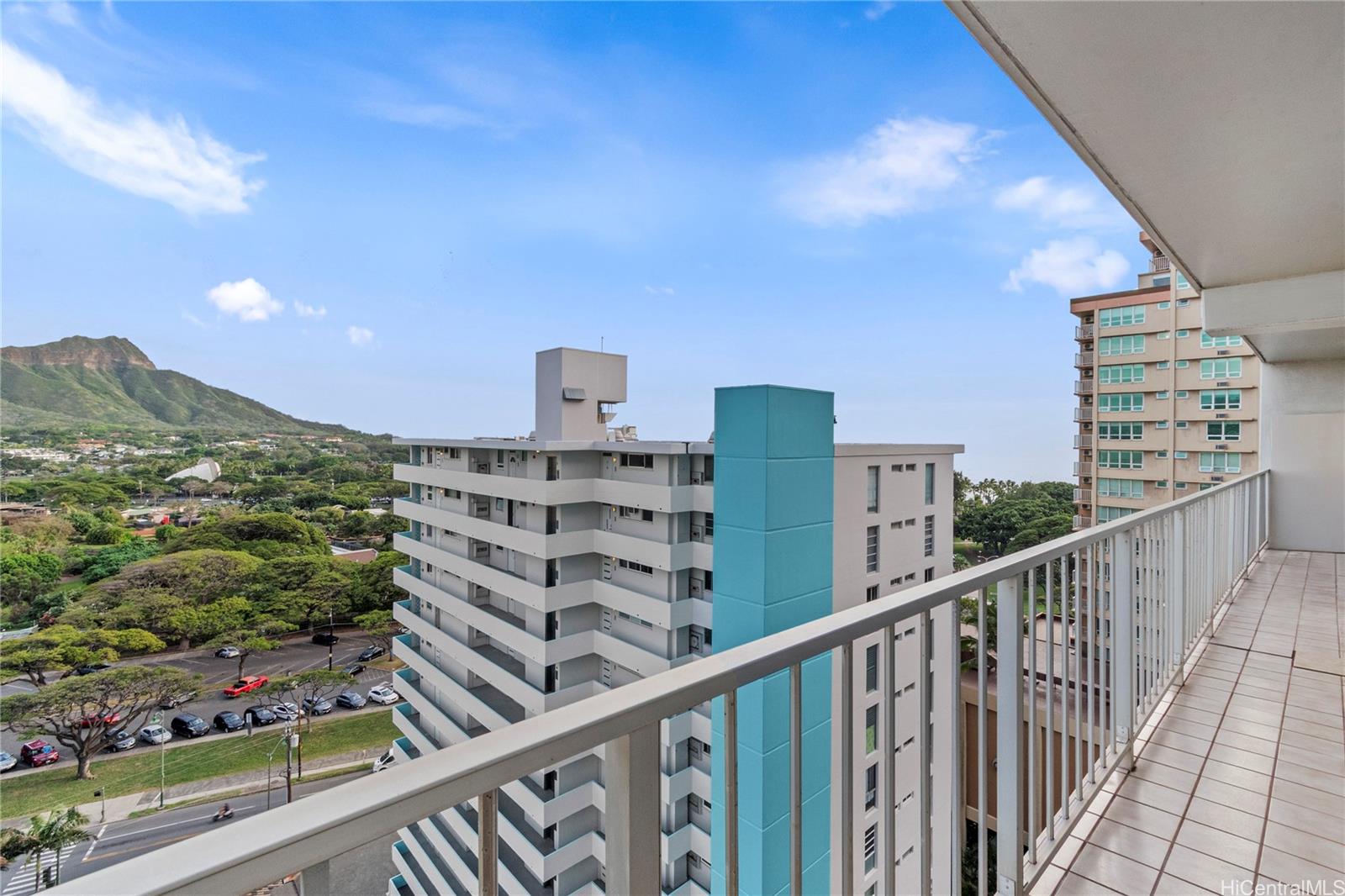 Crescent Park condo # 1504, Honolulu, Hawaii - photo 14 of 25