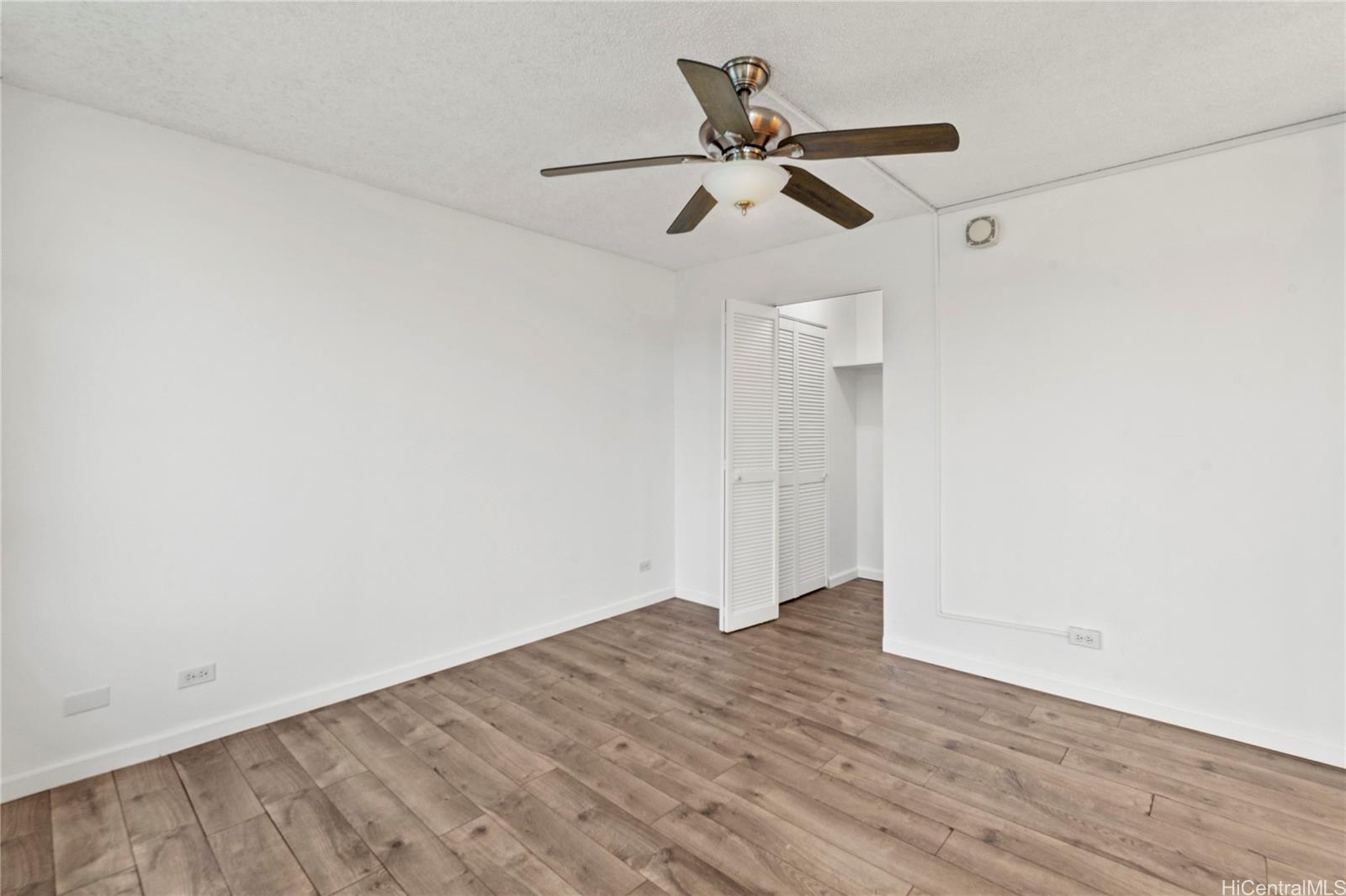 Crescent Park condo # 1504, Honolulu, Hawaii - photo 17 of 25