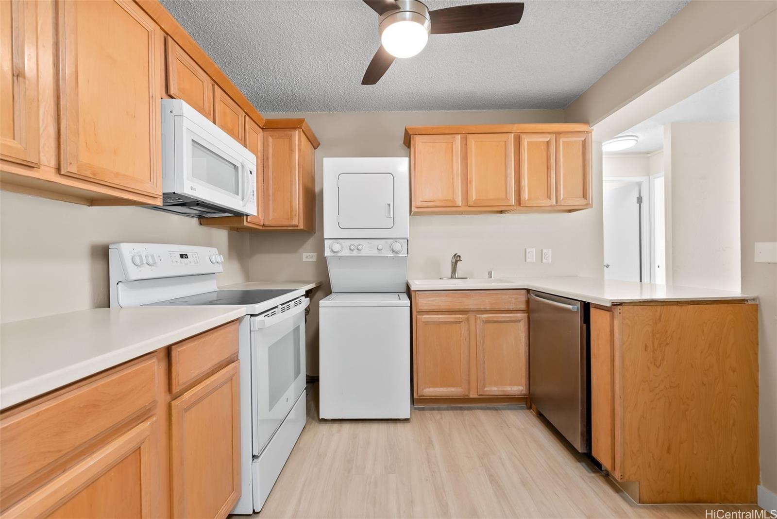 Crescent Park condo # 1603, Honolulu, Hawaii - photo 11 of 20