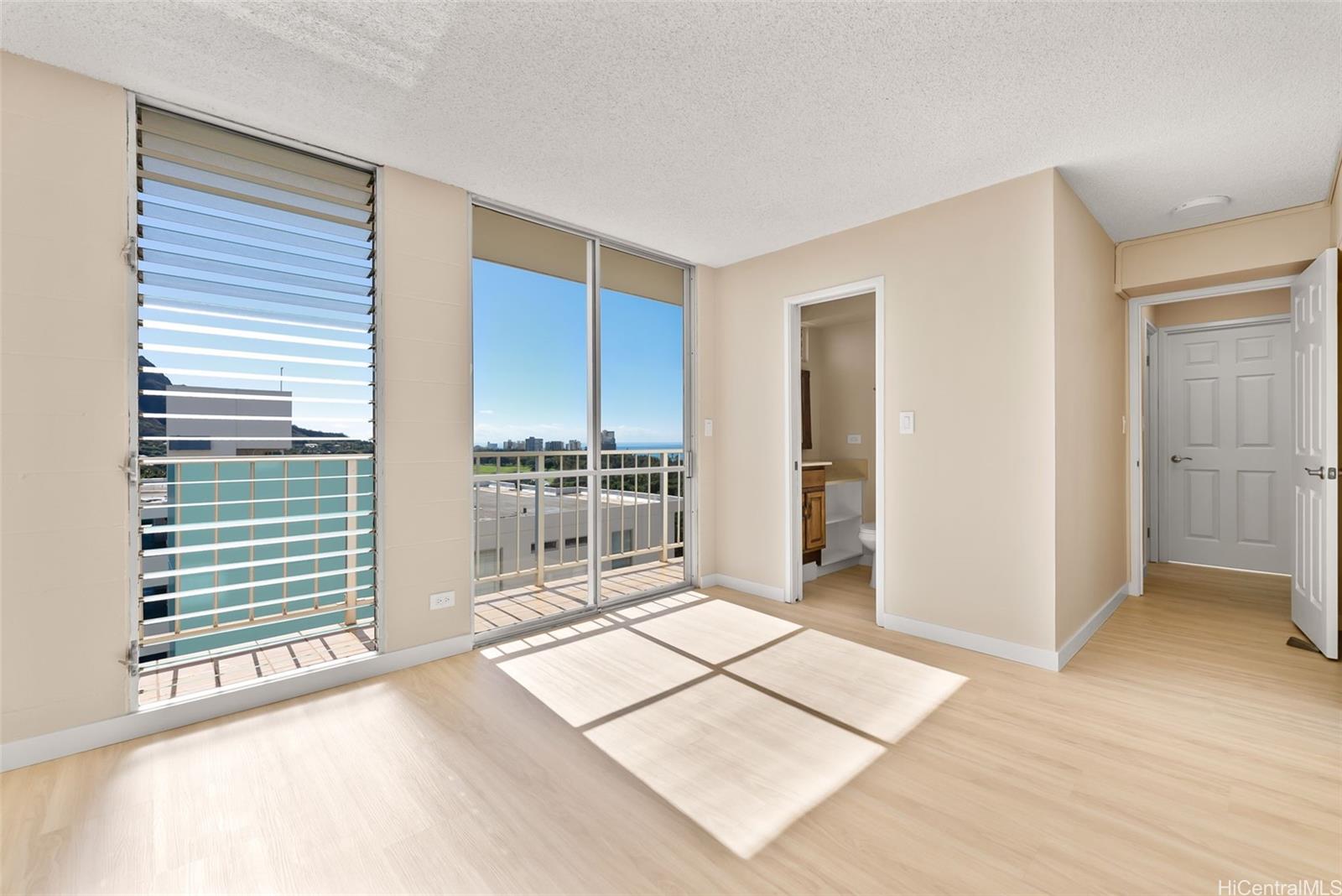 Crescent Park condo # 1603, Honolulu, Hawaii - photo 15 of 20