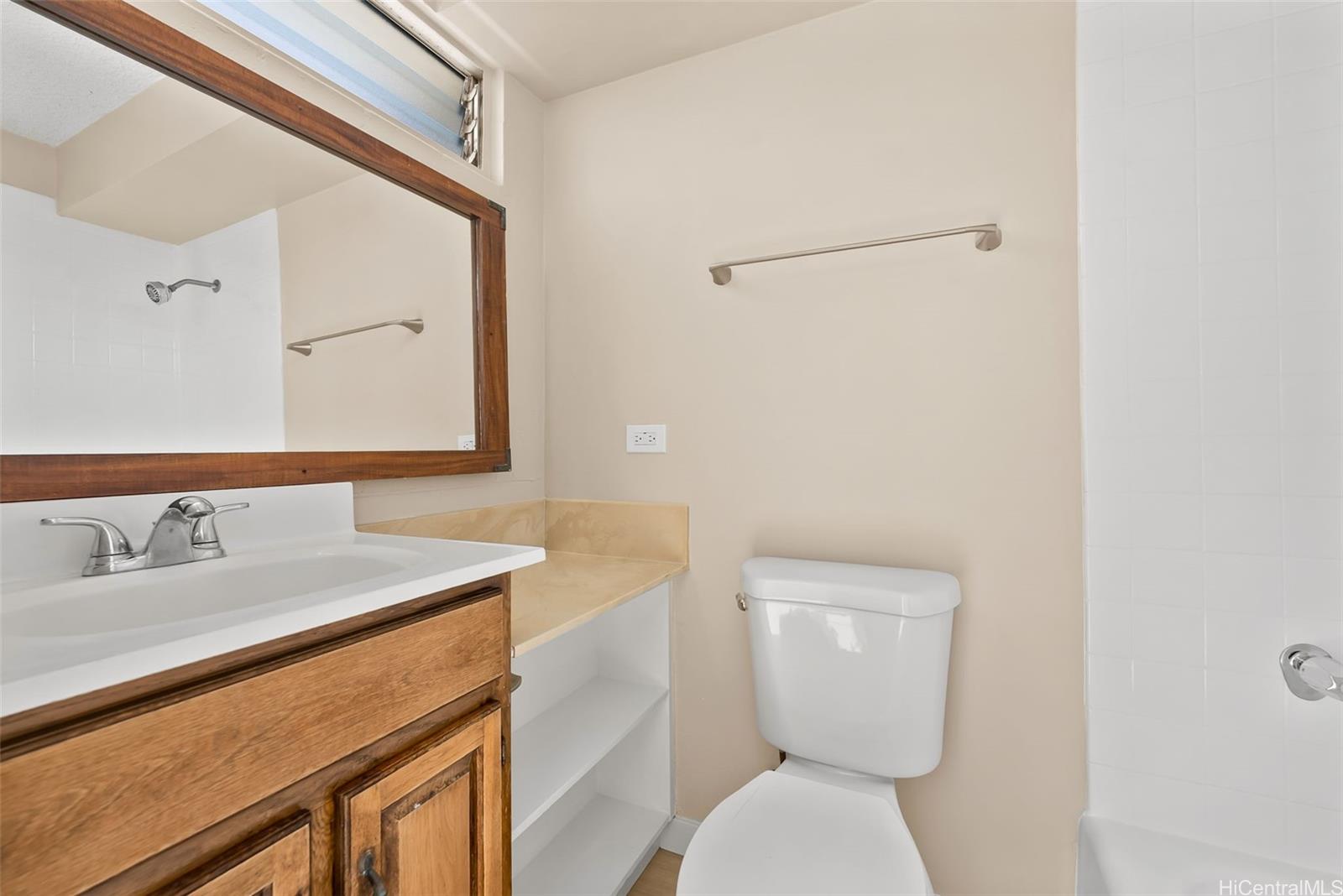 Crescent Park condo # 1603, Honolulu, Hawaii - photo 16 of 20