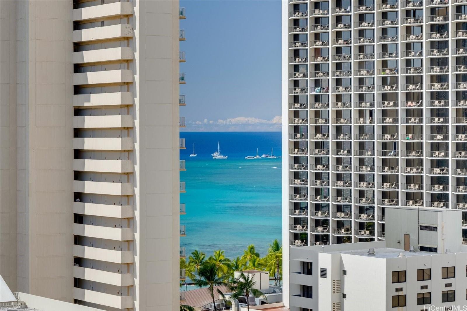 Crescent Park condo # 1702, Honolulu, Hawaii - photo 12 of 21