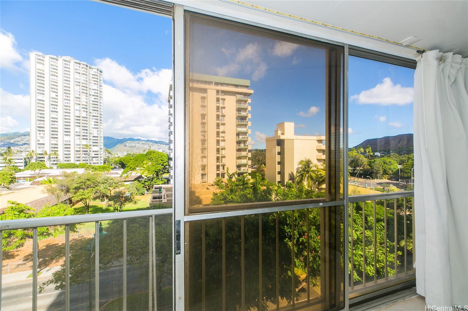 Crescent Park condo # 604, Honolulu, Hawaii - photo 12 of 23